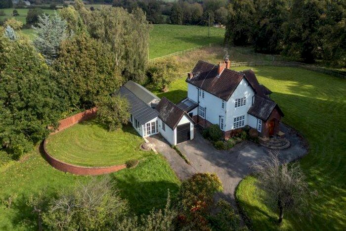 4 Bedroom Detached House To Rent In Holdiford Road, Stafford, ST18