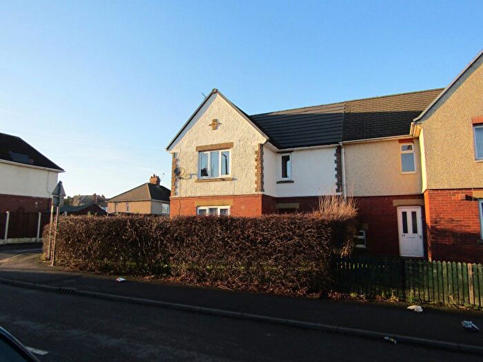 3 Bedroom Semi-Detached House To Rent In Birchwood Lane, Somercotes, DE55