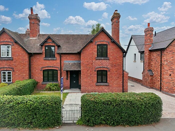 3 Bedroom Semi-Detached House For Sale In Wellington Road, Muxton, Telford, Shropshire, TF2