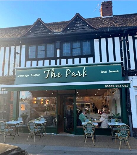 3 Bedroom Flat To Rent In Crofton Road, Orpington, BR6