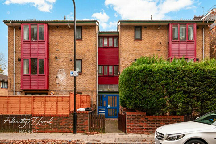 1 Bedroom Flat For Sale In Clarissa Street, Hackney, E8