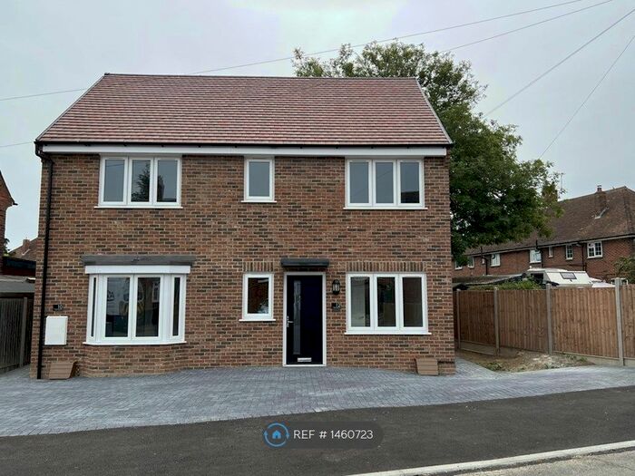 2 Bedroom Semi-Detached House To Rent In Ash Crescent, Hersden, CT3