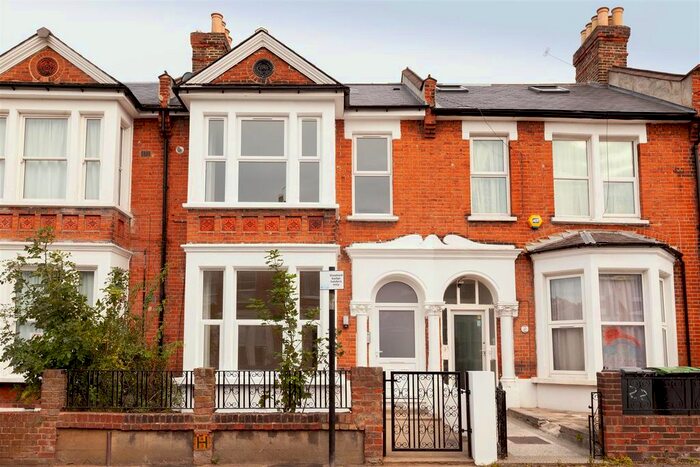2 Bedroom Flat To Rent In Beatrice Road, London, N4