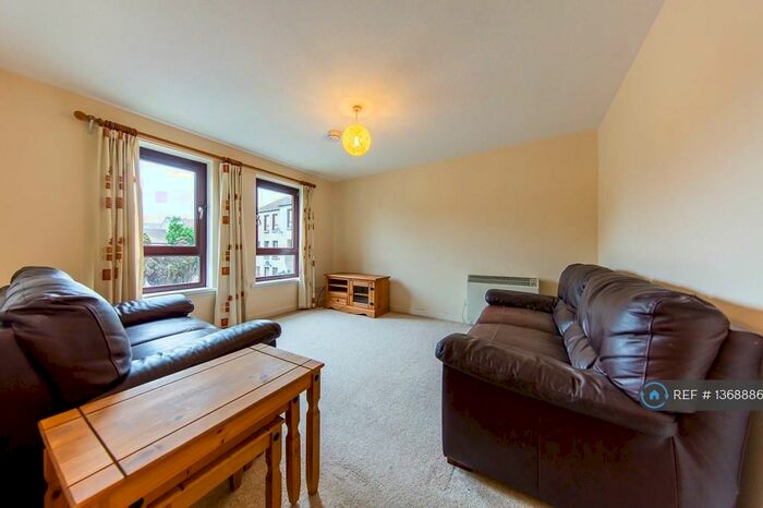 2 Bedroom Flat To Rent In Froghall Road, Aberdeen, AB24