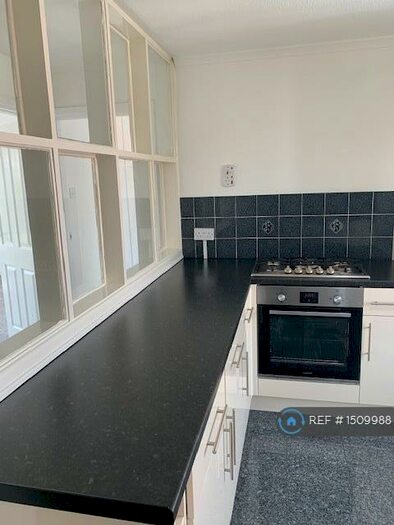 2 Bedroom Flat To Rent In St. Anns Court, Southampton, SO17