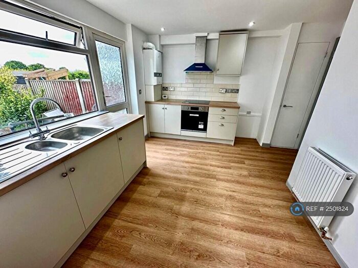 4 Bedroom End Of Terrace House To Rent In Oxford Avenue, Gorleston, Great Yarmouth, NR31