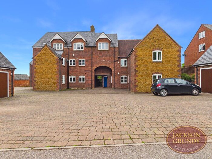 3 Bedroom Apartment For Sale In Church Lane, East Haddon, NN6