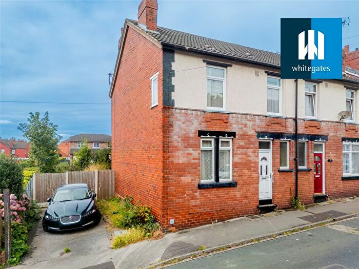 3 Bedroom Semi-Detached House For Sale In Mount Avenue, Hemsworth, Pontefract, West Yorkshire, WF9