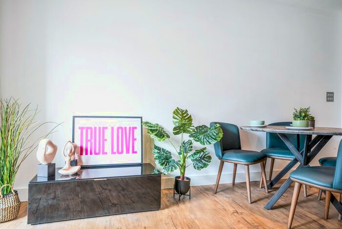 1 Bedroom Flat To Rent In Barking Road, London, E16