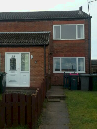2 Bedroom Maisonette To Rent In Littlewood Way, Maltby, S66