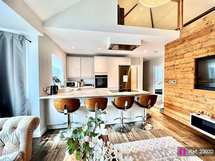 3 Bedroom Terraced House For Sale In Warkworth Gardens, Isleworth, TW7