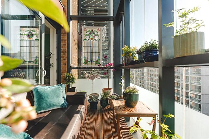 4 Bedroom Flat For Sale In Dalston Square, London, E8