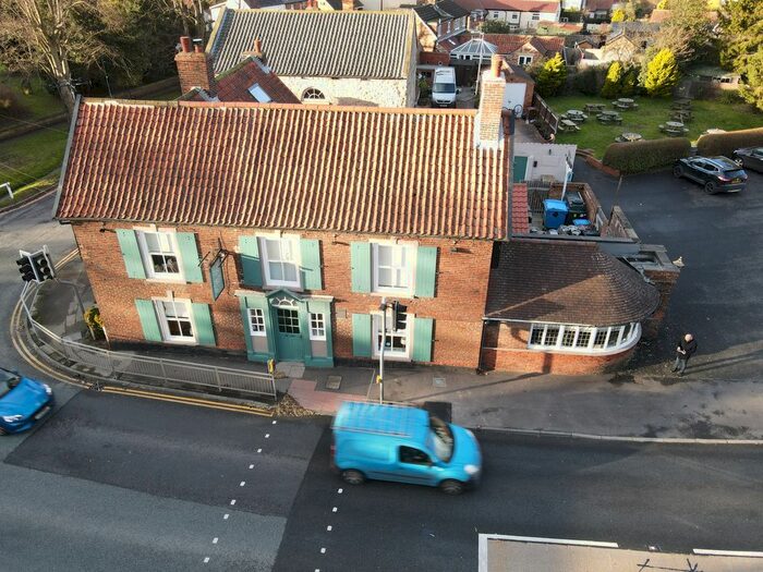 6 Bedroom Detached House For Sale In Scarborough Road, Malton, YO17