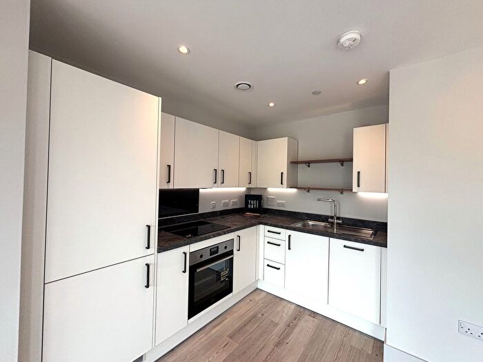 1 Bedroom Flat To Rent In Prince Charles Road, Exeter, EX4