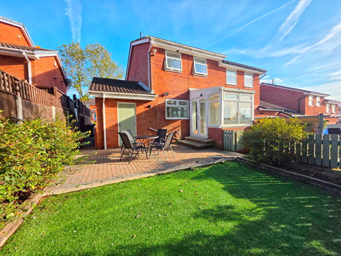 3 Bedroom Semi-Detached House For Sale In Cherry Hills, Darton, Barnsley, S75