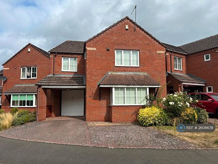 3 Bedroom Detached House To Rent In Overman Close, Stourbridge, DY9