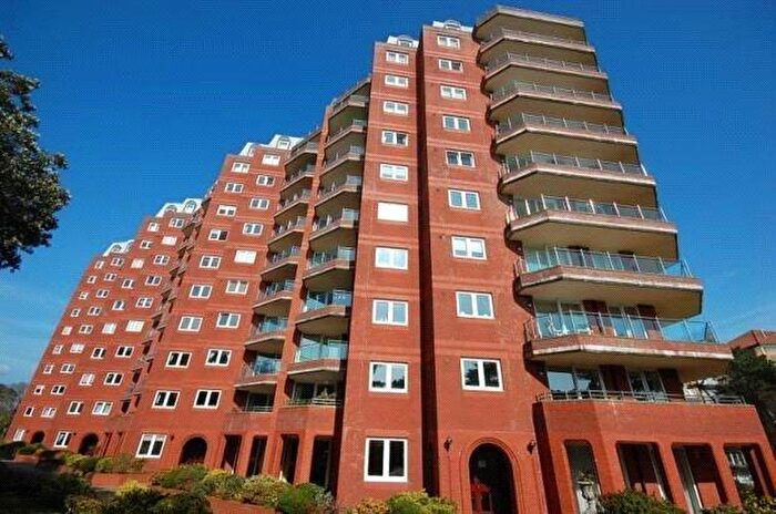 3 Bedroom Apartment For Sale In Manor Road, Bournemouth, Dorset, BH1
