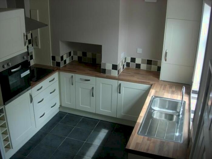 2 Bedroom End Of Terrace House To Rent In Mill Bank, Wellington, Telford, TF1