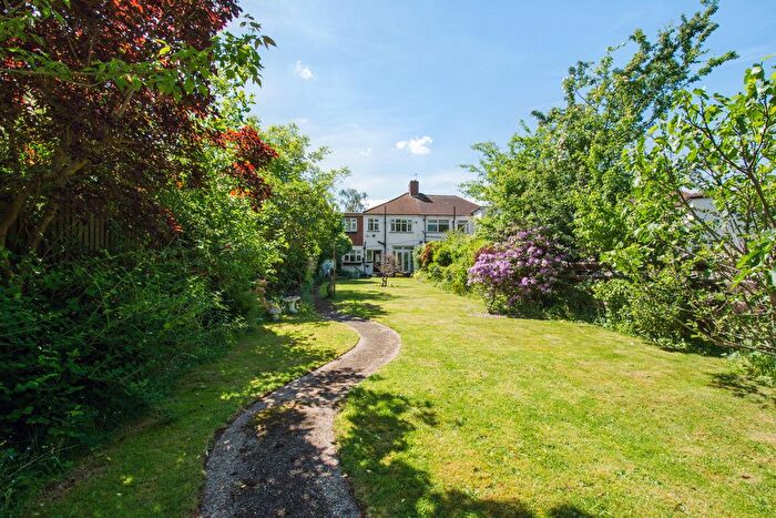 4 Bedroom Semi-Detached House For Sale In Penshurst Avenue, Sidcup, DA15