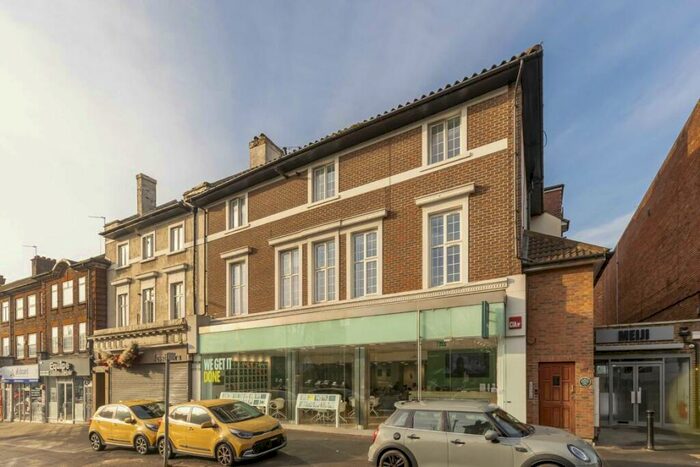 1 Bedroom Flat To Rent In Finchley Road, Golders Green, NW11