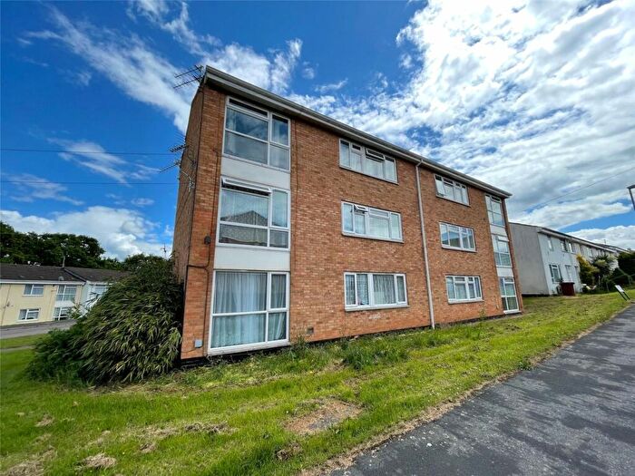 2 Bedroom Apartment To Rent In Hamlin Gardens, Exeter, Devon, EX1