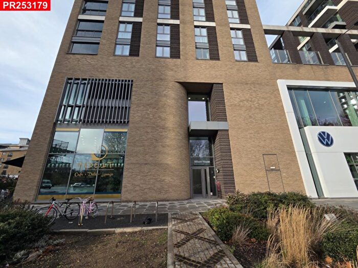 2 Bedroom Flat To Rent In York Road, London, SW11