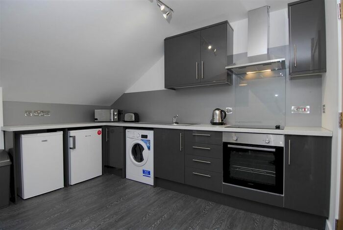 3 Bedroom Flat To Rent In Belgrave Manor Apt, Plymouth, PL4