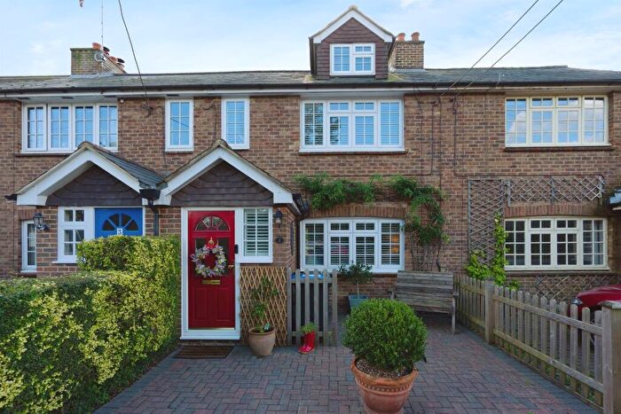 3 Bedroom Cottage For Sale In Jobs Lane, Sayers Common, Hassocks, BN6