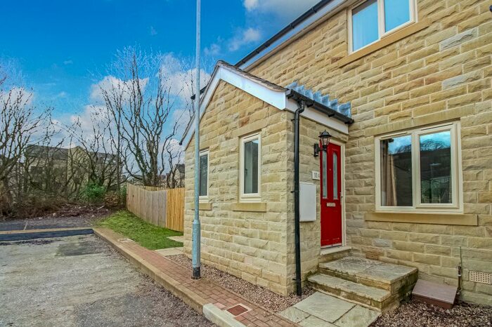2 Bedroom Semi-Detached House To Rent In Perseverance Place, Holmfirth HD9