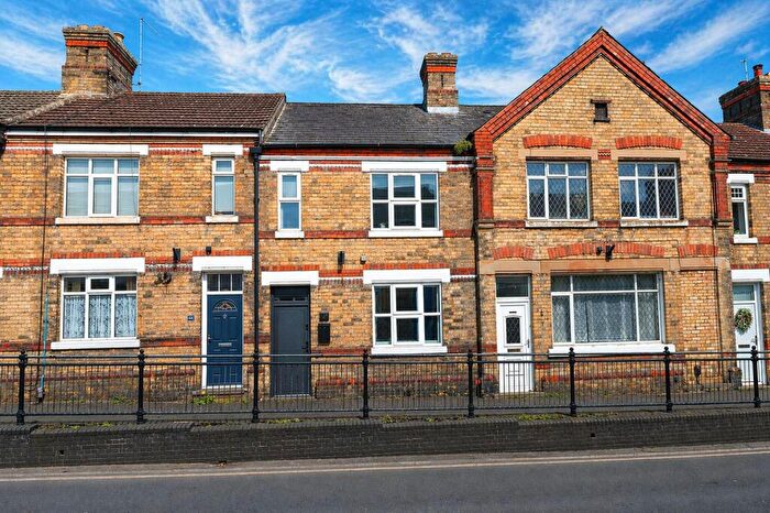 3 Bedroom Terraced House For Sale In High Street, Higham Ferrers, NN10