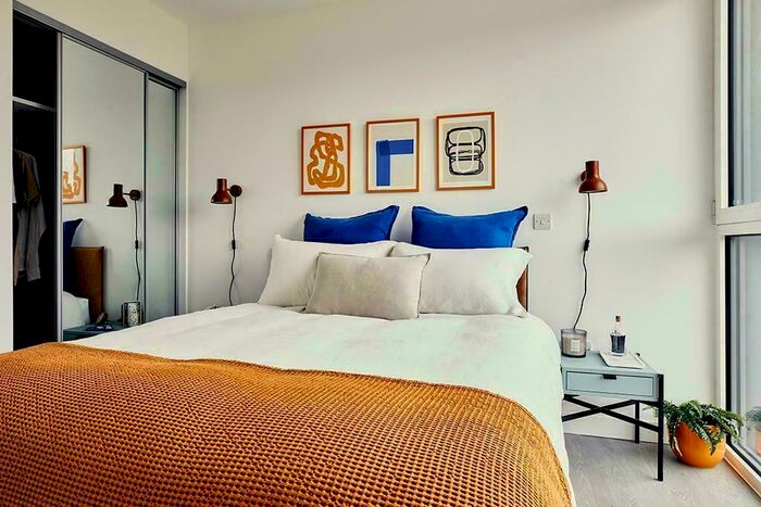 3 Bedroom Apartment To Rent In Park Lane, South Croydon, Surrey, CR0