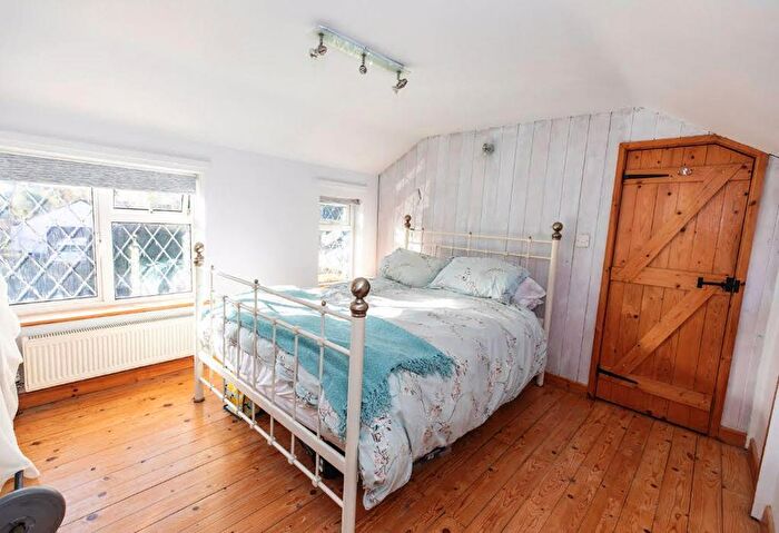 2 Bedroom Cottage For Sale In Malvern Road, Bournemouth, Dorset, BH9