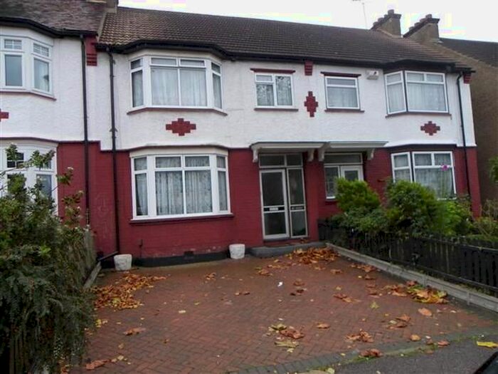 3 Bedroom Terraced House To Rent In Ferndale Road, Gravesend DA12