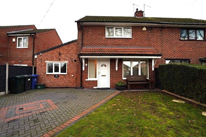2 Bedroom Semi-Detached House For Sale In Willow Avenue, Doncaster, South Yorkshire, DN4