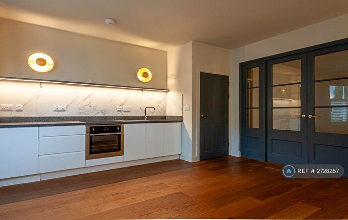 1 Bedroom Flat To Rent In Valletort Road, Plymouth, PL1