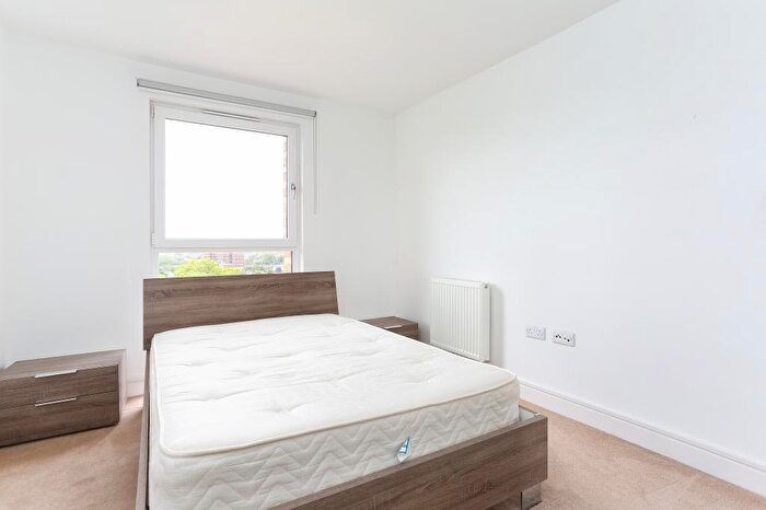2 Bedroom Apartment To Rent In Abbeville Apartments, Barking Barking, IG11