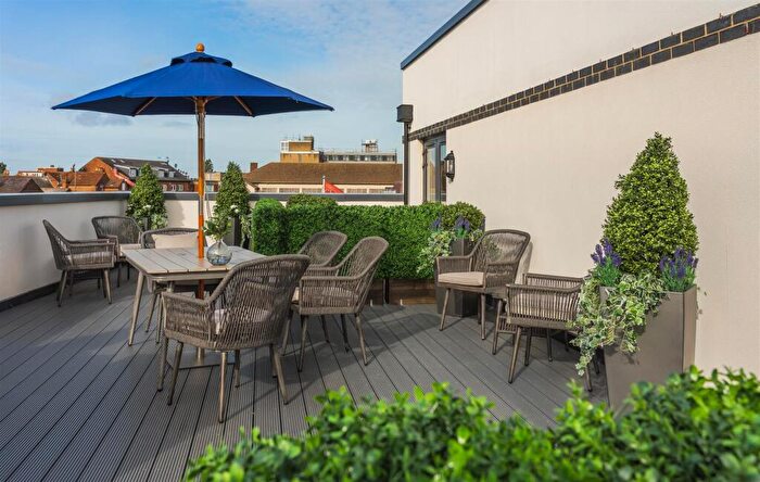 1 Bedroom Retirement Property For Sale In Oscar Lodge, Aylesbury, Buckinghamshire, HP20