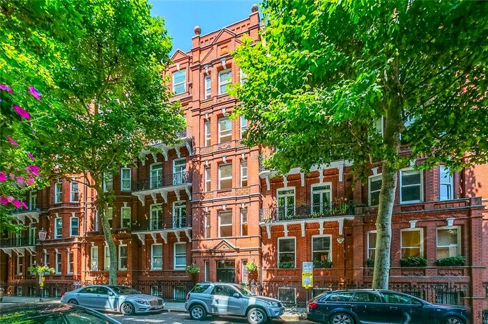 2 Bedroom Flat To Rent In Earl's Court Square, London, SW5