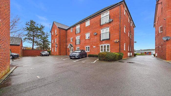 2 Bedroom Flat To Rent In Foss Road, Hilton, Derby, Derbyshire, DE65