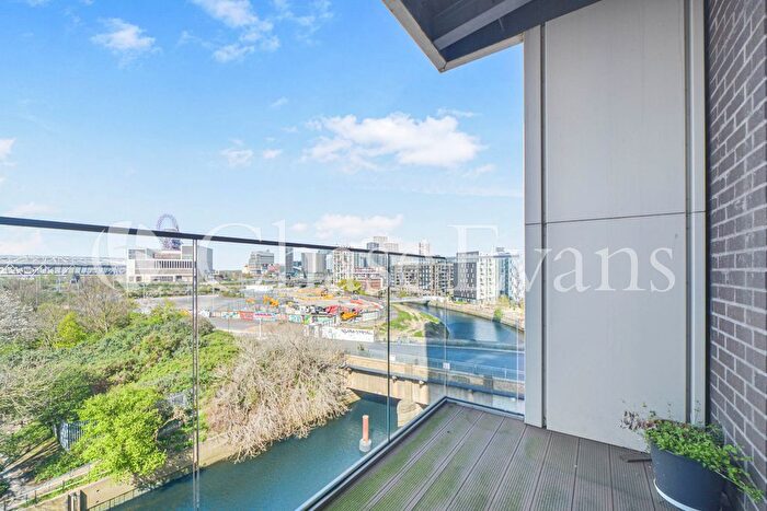 1 Bedroom Flat To Rent In Stratford Riverside, High Street, Stratford, London, E15