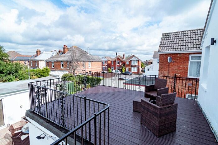 1 Bedroom House To Rent In Constitution Hill Road, BH14