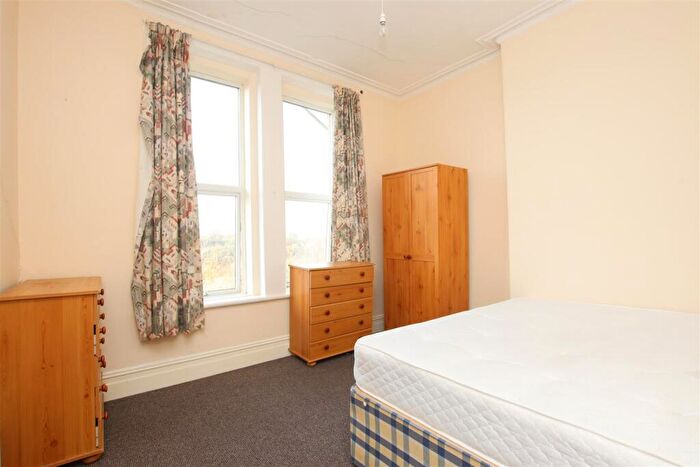 1 Bedroom Flat To Rent In Newbridge Hill, Bath, BA1
