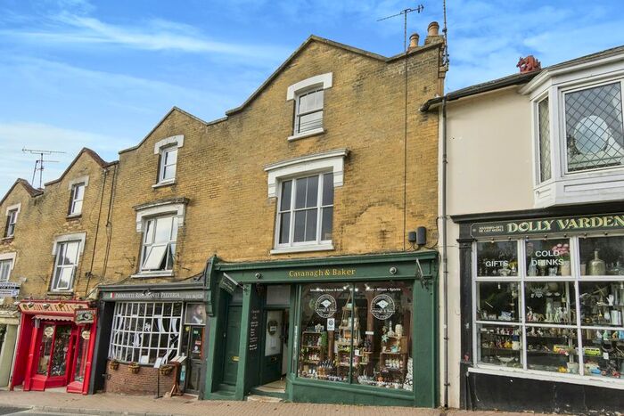 2 Bedroom Flat To Rent In High Street, Shanklin, PO37
