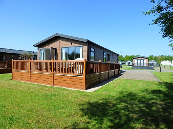 2 Bedroom Chalet For Sale In Willows, Gallaber Park, Nr. Skipton, BD23