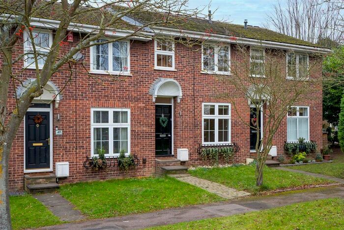 3 Bedroom Property To Rent In Tanners Crescent, Hertford, SG13