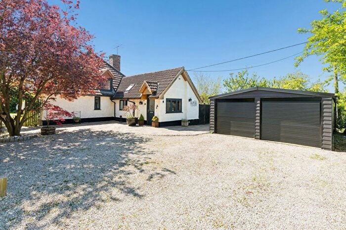 3 Bedroom Detached House For Sale In Abbotsley Road, Croxton, St Neots, PE19