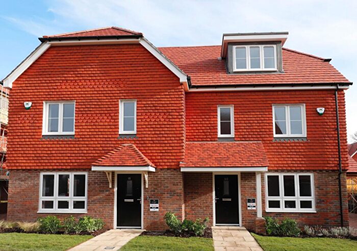 3 Bedroom Semi-Detached House For Sale In Martlet View, Burgess Hill, RH15