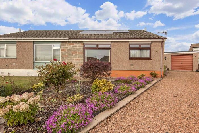 2 Bedroom Semi-Detached Bungalow For Sale In Toft Court, Pittenweem, Fife, KY10