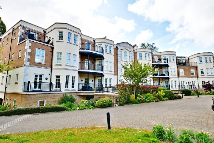 2 Bedroom Flat To Rent In Westerham Road, Keston, BR2