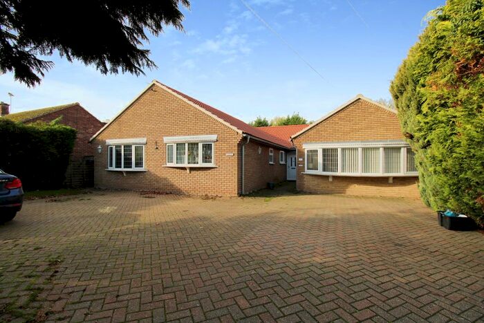 2 Bedroom Bungalow For Sale In Station Road, Willingham, Cambridge, CB24